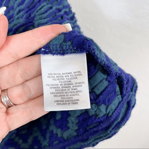 ANTHROPOLOGIE DELETTA Blue/Green Knit Sleeveless Blouse Size Medium - Picture 8 of 11